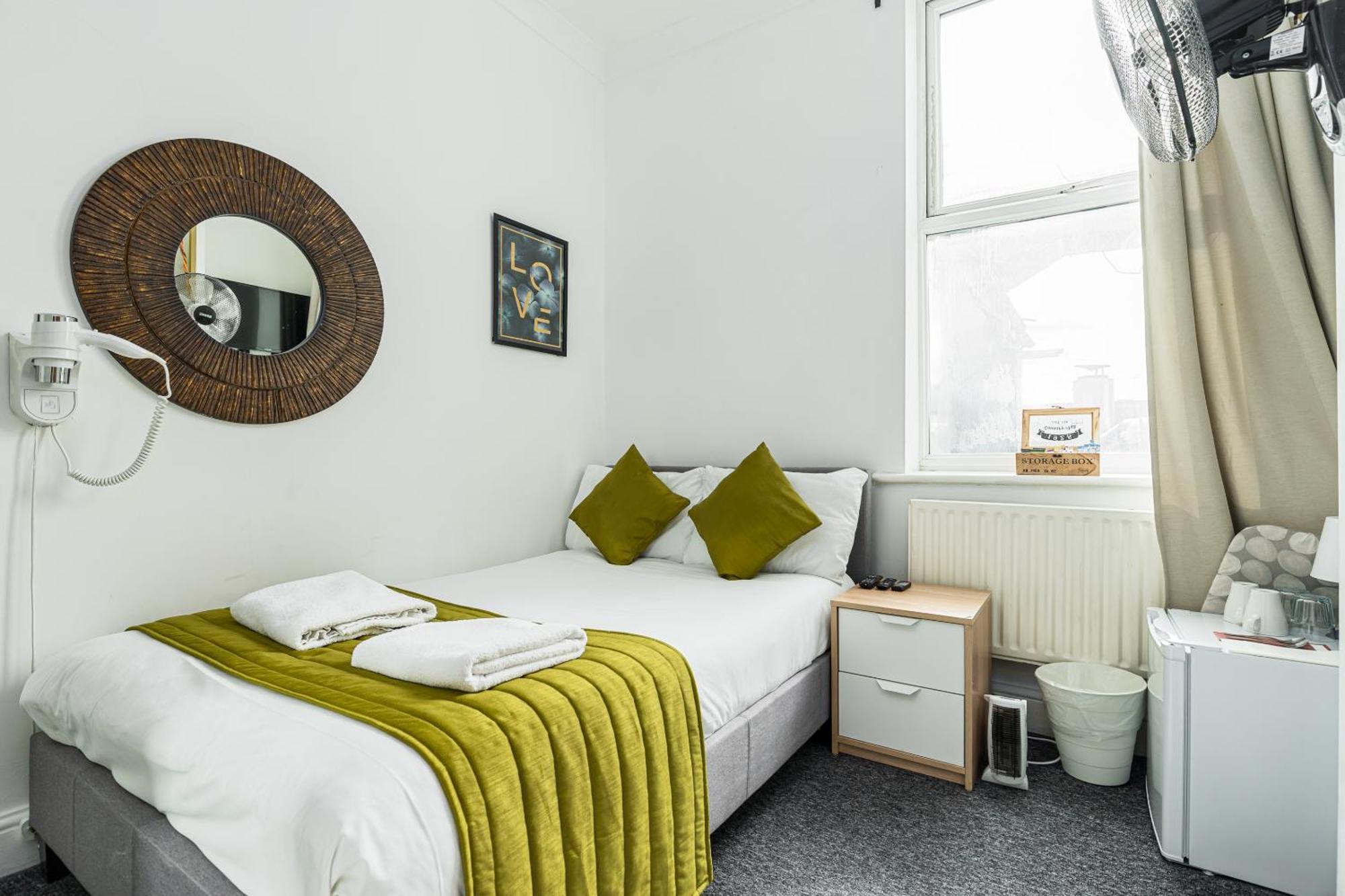 Ryam Suites Londres Habitación foto